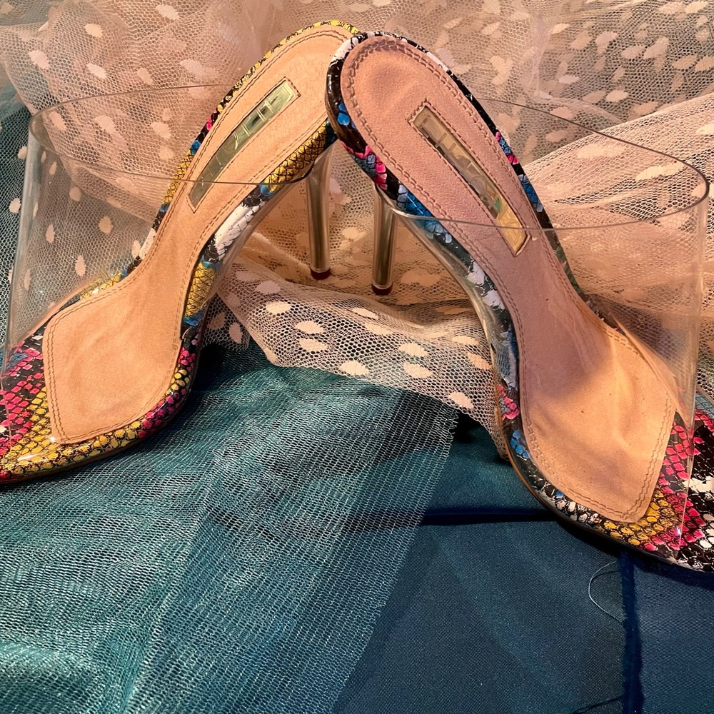 Liliana Sandals 6 Stiletto Multicolored & Clear Acrylic NWOB
